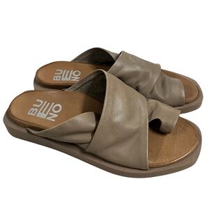 Bueno Tan Leather Sandals